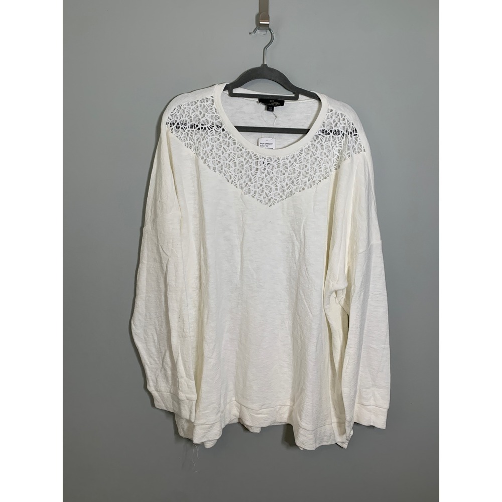 NEW Suzanne Betro Round Neck Front Lace Yoke Dolman Sleeve Top Women 4X White